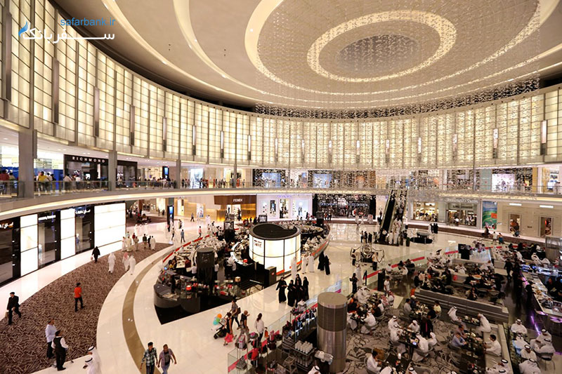 «دبی مال» برترین مرکز خرید شهر است و دسترسی به برج خلیفه و آکواریوم دبی را فراهم می کند. 